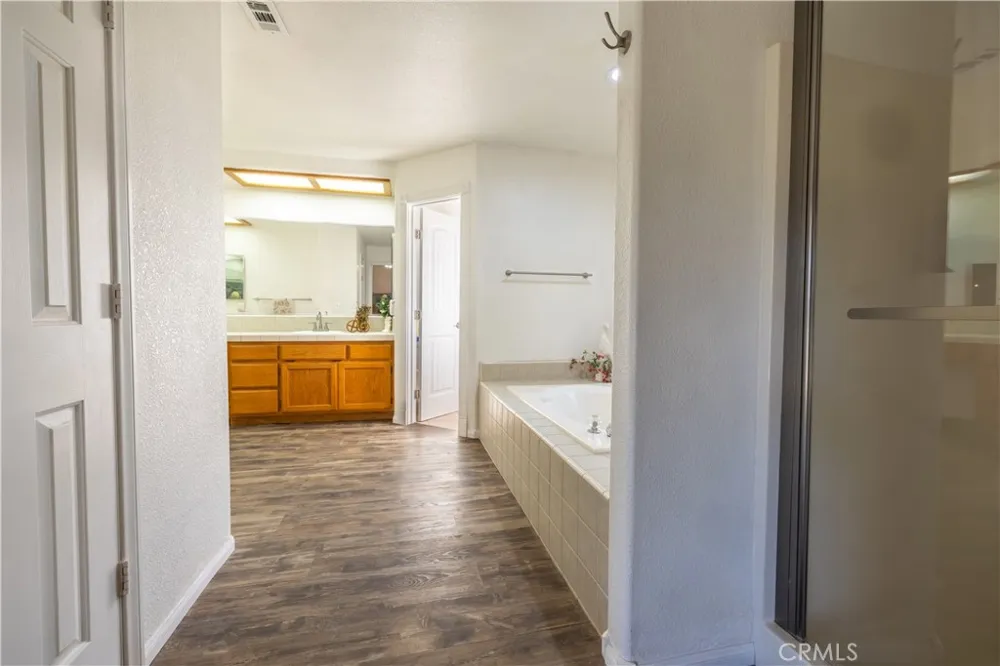 10011 Solano Victorville, CA 92392