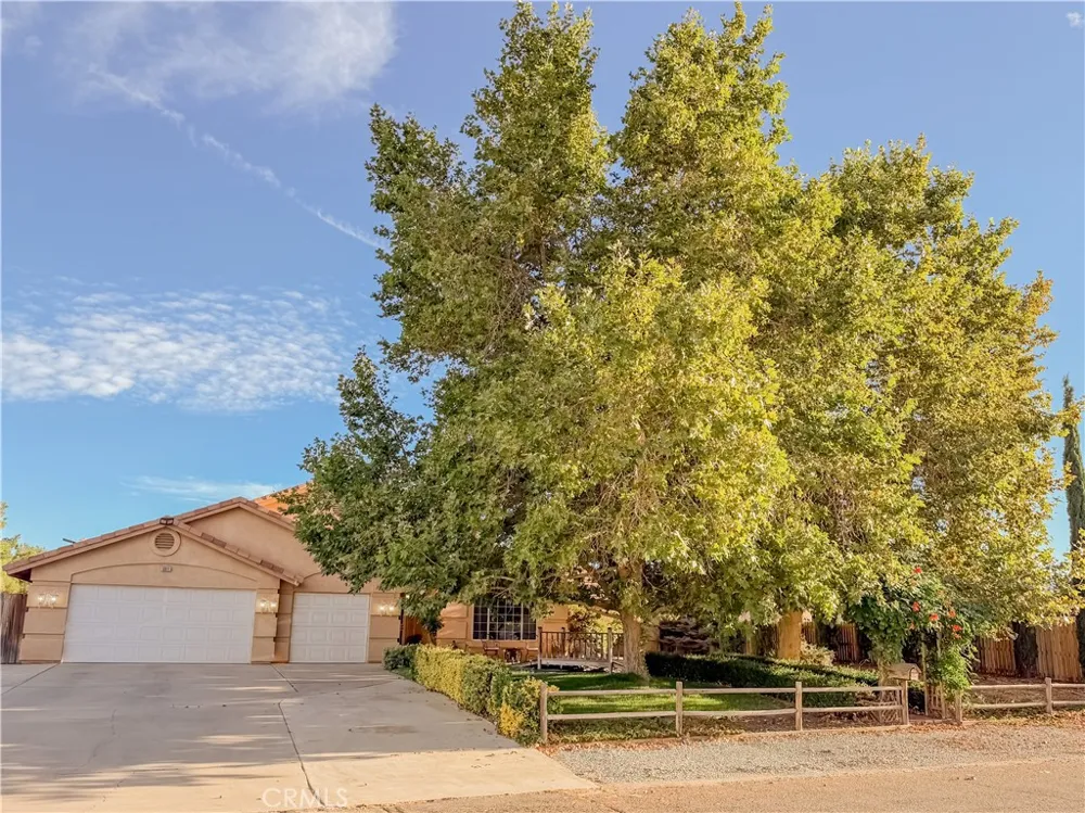 10011 Solano Victorville, CA 92392