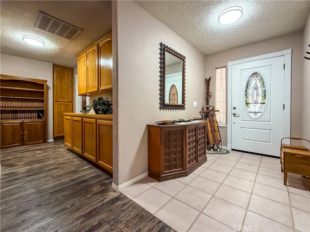 10011 Solano Victorville, CA 92392