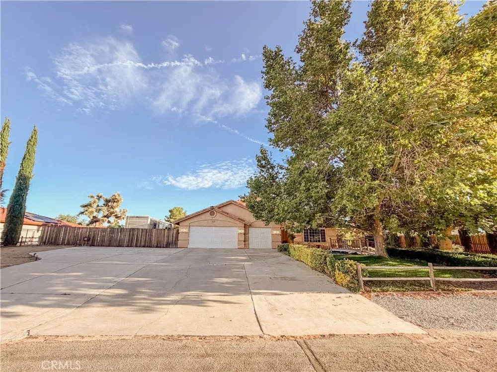 10011 Solano Victorville, CA 92392