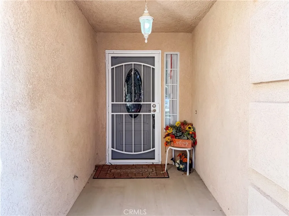 10011 Solano Victorville, CA 92392