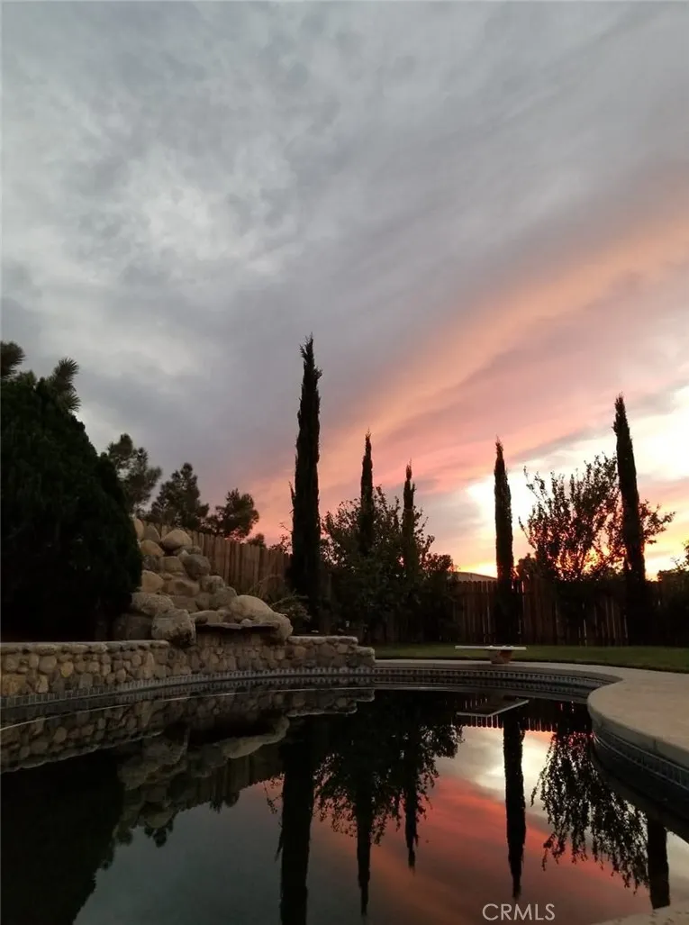 10011 Solano Victorville, CA 92392