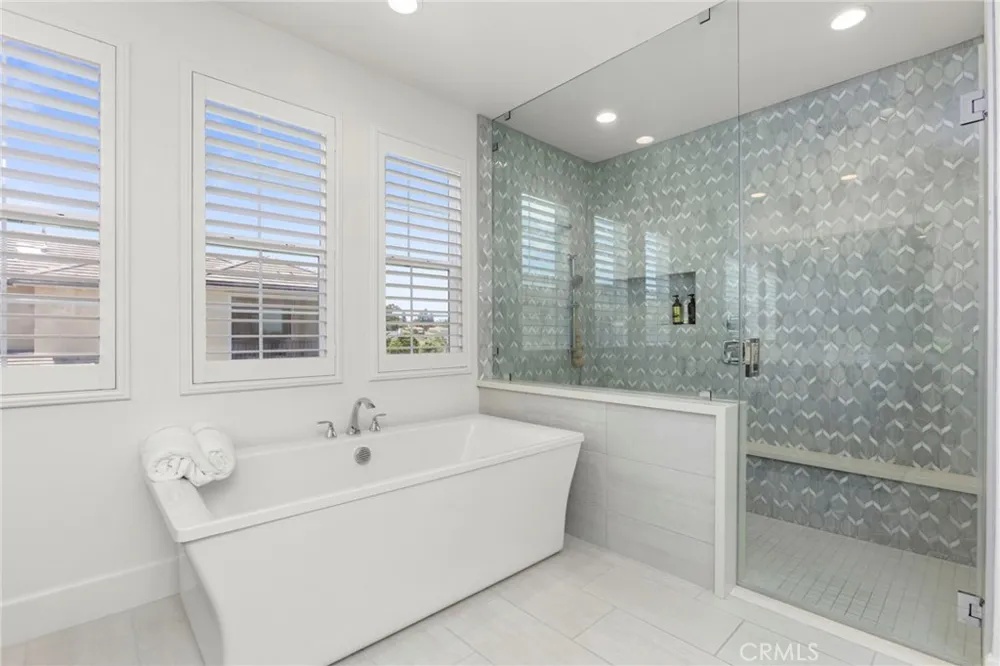 17281 Cobblestone Huntington Beach, CA 92649