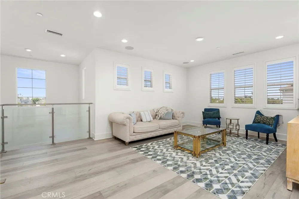 17281 Cobblestone Huntington Beach, CA 92649