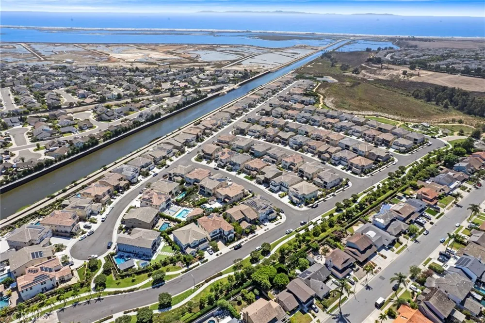 17281 Cobblestone Huntington Beach, CA 92649