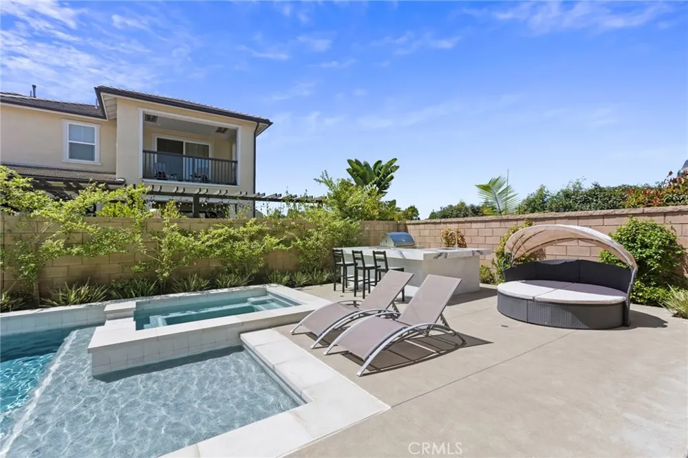 17281 Cobblestone Huntington Beach, CA 92649