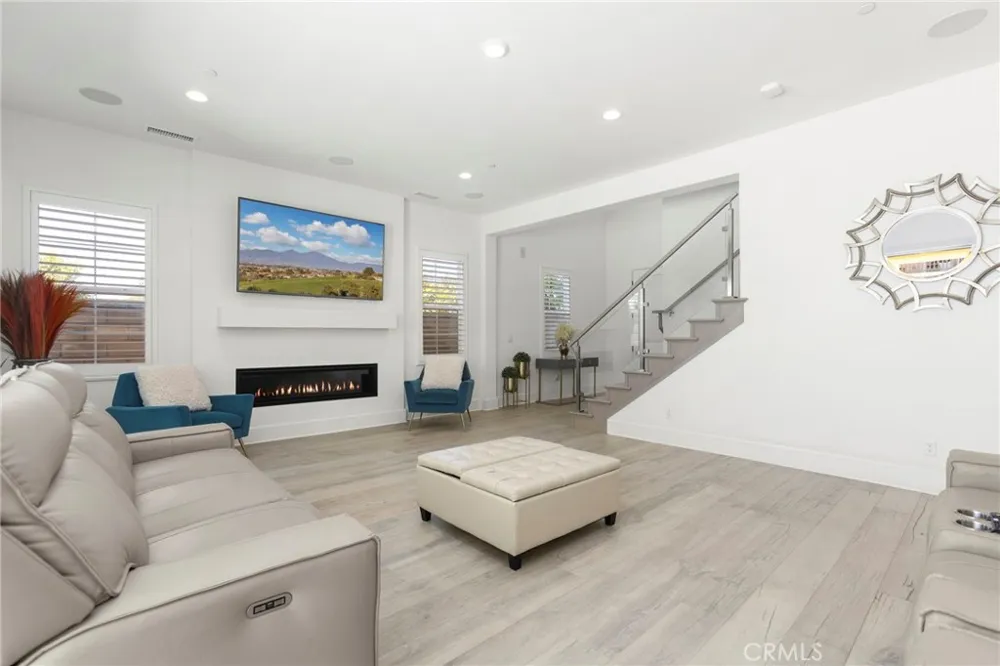 17281 Cobblestone Huntington Beach, CA 92649
