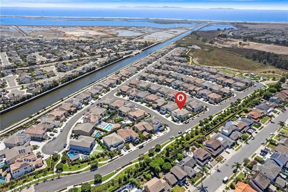 17281 Cobblestone Huntington Beach, CA 92649