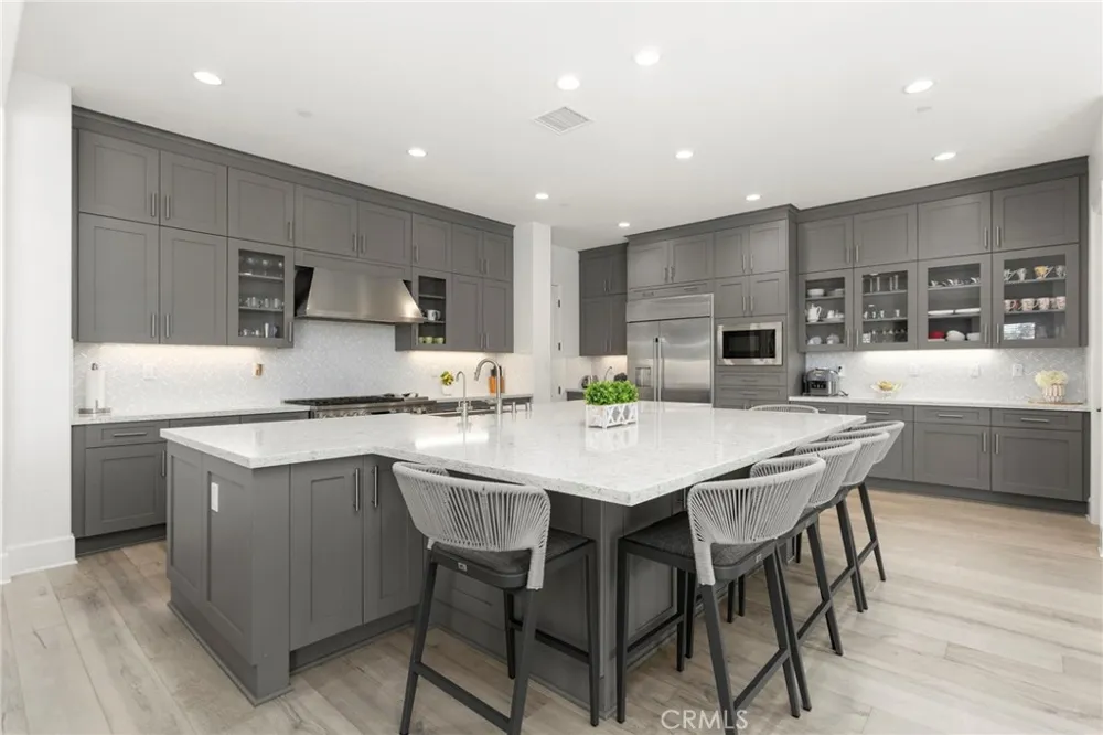 17281 Cobblestone Huntington Beach, CA 92649