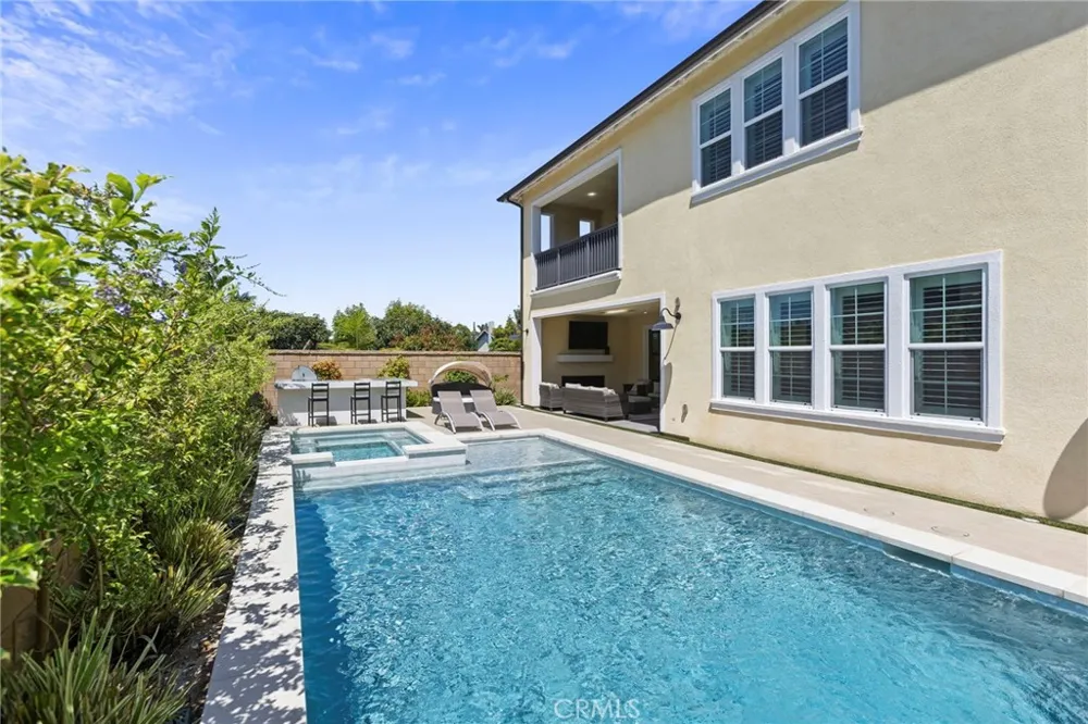 17281 Cobblestone Huntington Beach, CA 92649