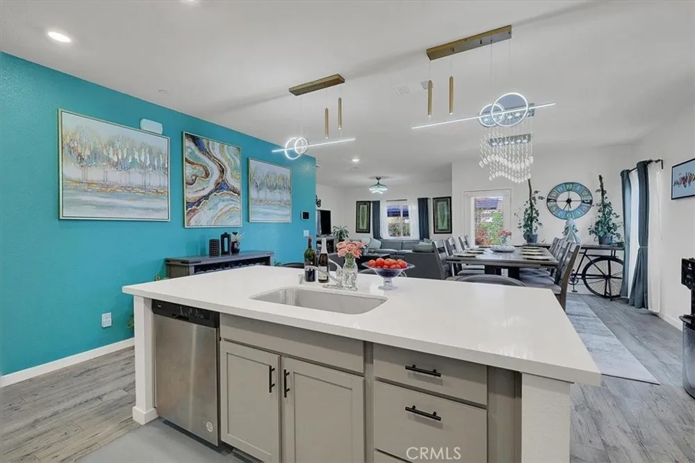 789 Chalice Creek Drive Plumas Lake, CA 95961