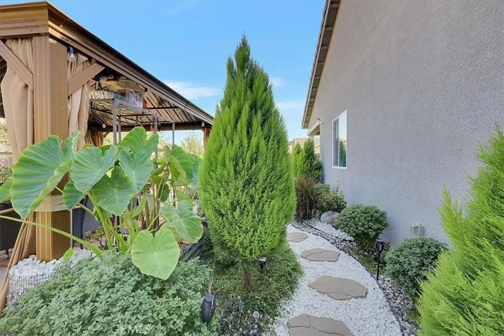 789 Chalice Creek Drive Plumas Lake, CA 95961
