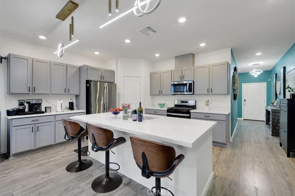 789 Chalice Creek Drive Plumas Lake, CA 95961