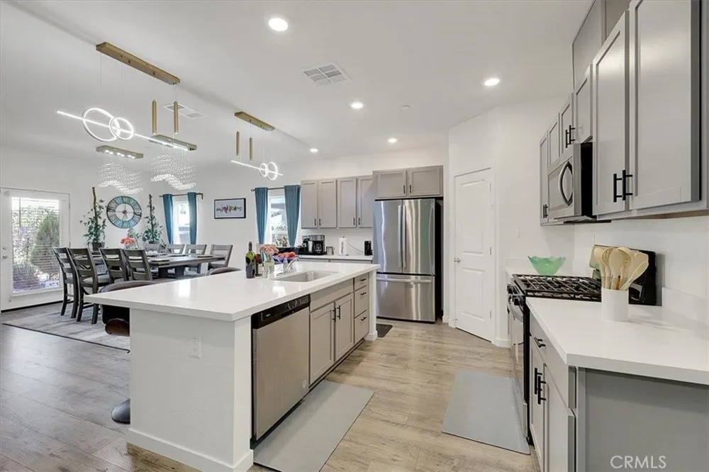 789 Chalice Creek Drive Plumas Lake, CA 95961