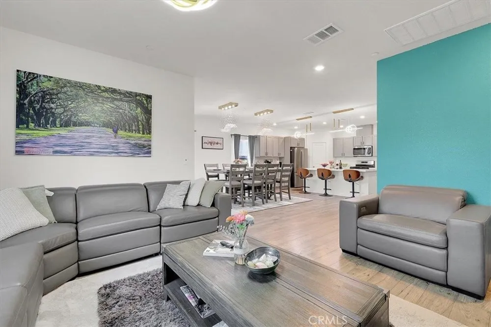 789 Chalice Creek Drive Plumas Lake, CA 95961