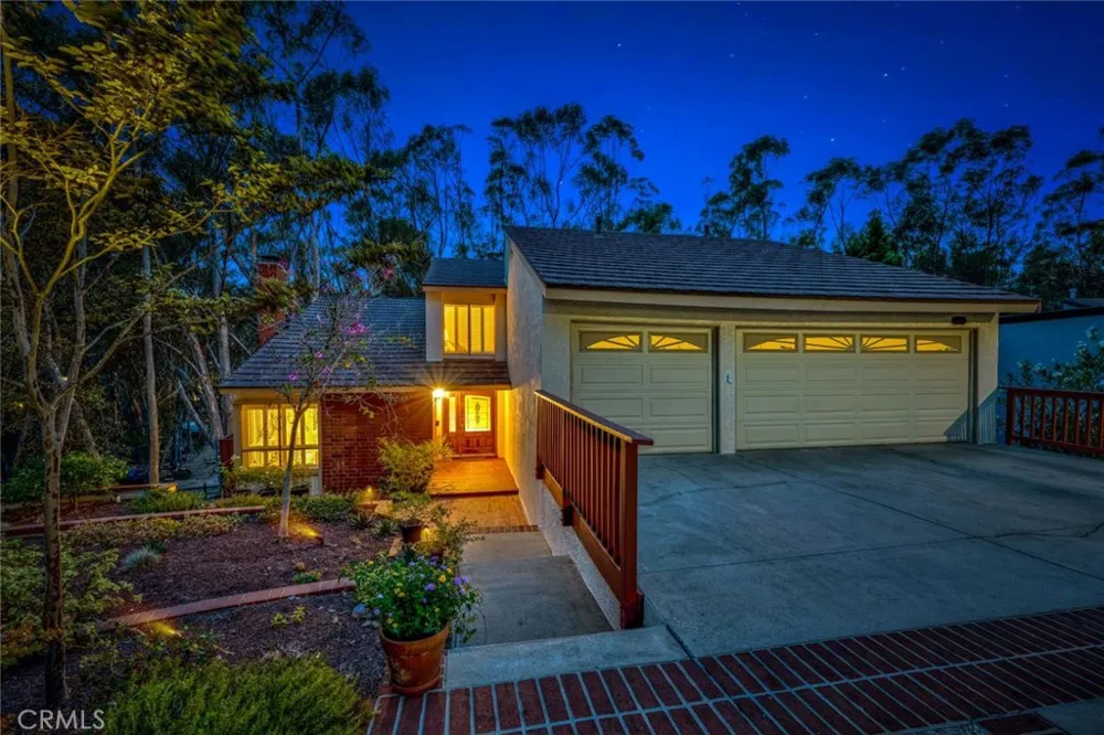 22431 Forest Hill Lake Forest, CA 92630