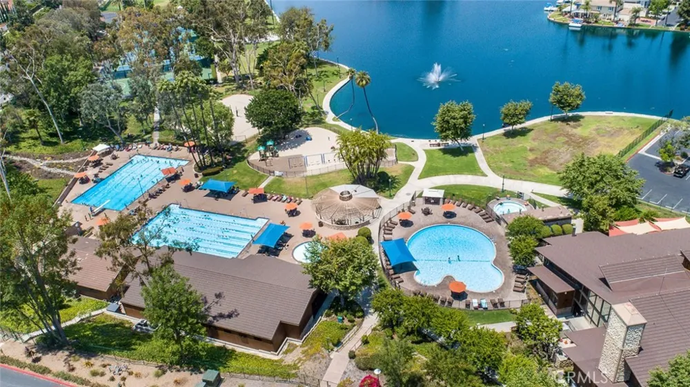 22431 Forest Hill Lake Forest, CA 92630