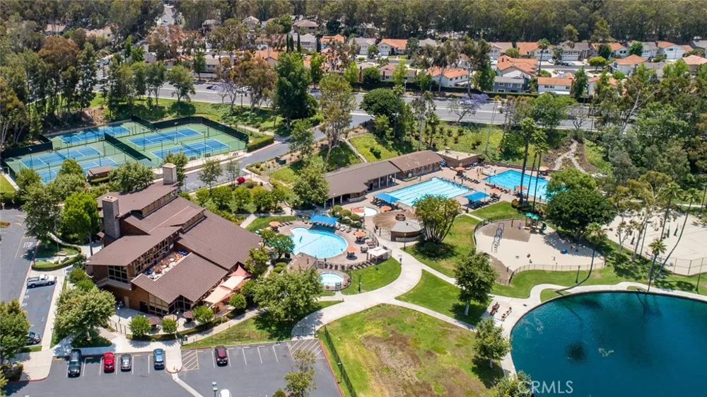 22431 Forest Hill Lake Forest, CA 92630