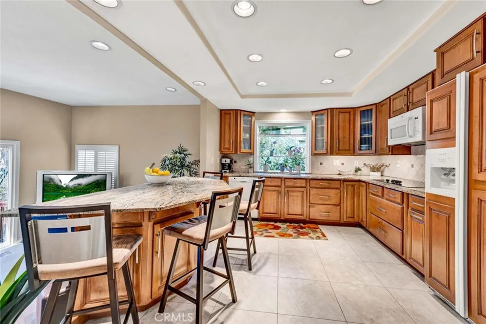 22431 Forest Hill Lake Forest, CA 92630