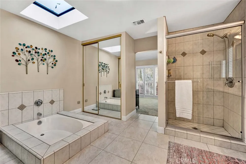 22431 Forest Hill Lake Forest, CA 92630