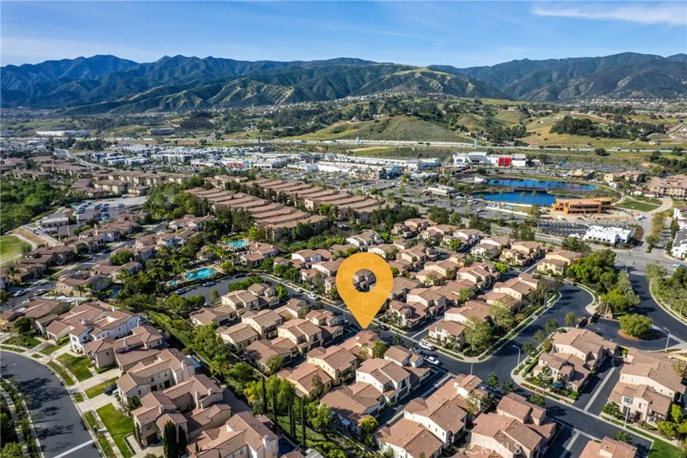 4317 Junction #101 Corona, CA 92883