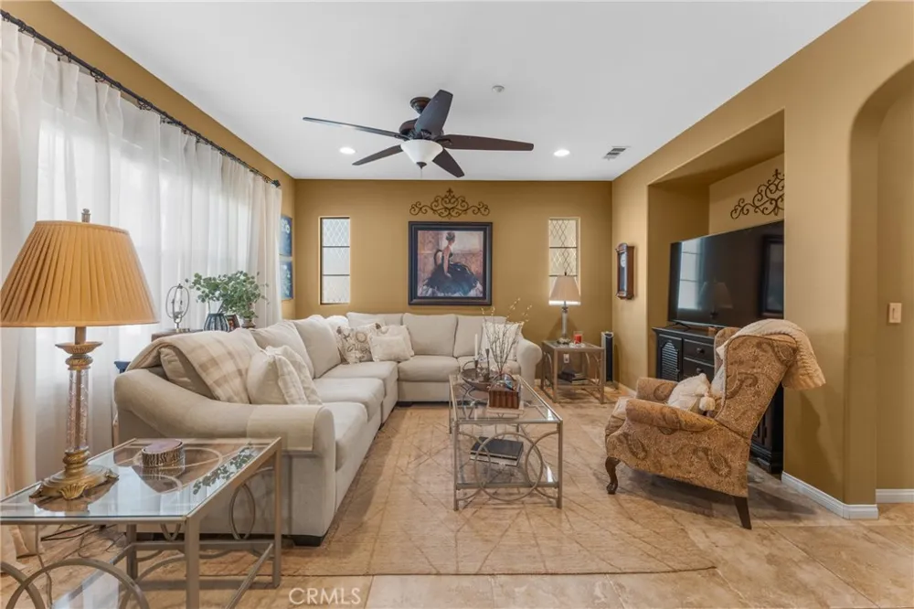 4317 Junction #101 Corona, CA 92883
