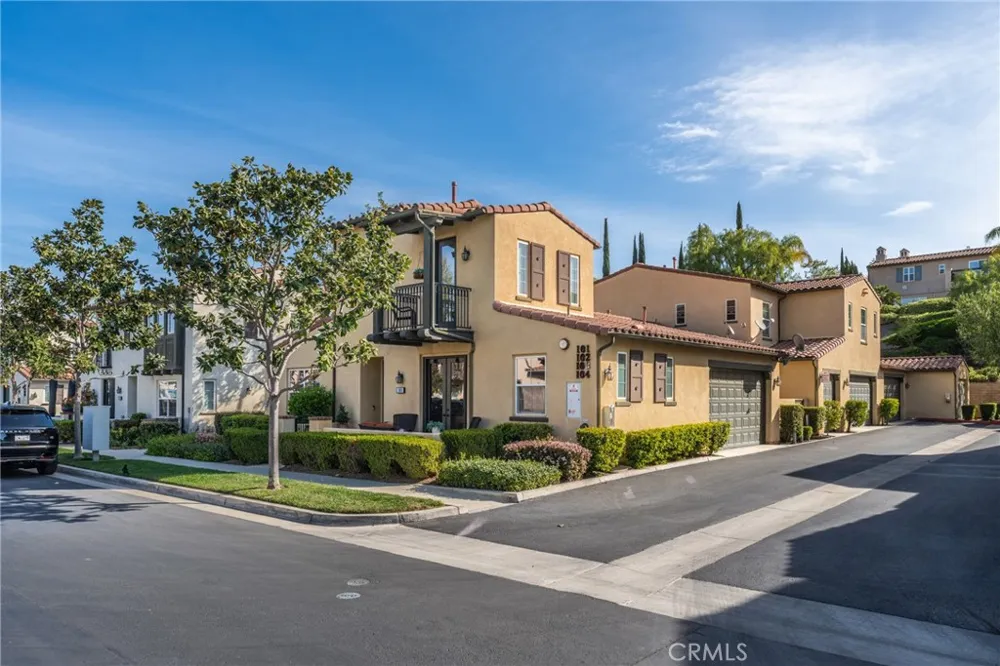 4317 Junction #101 Corona, CA 92883