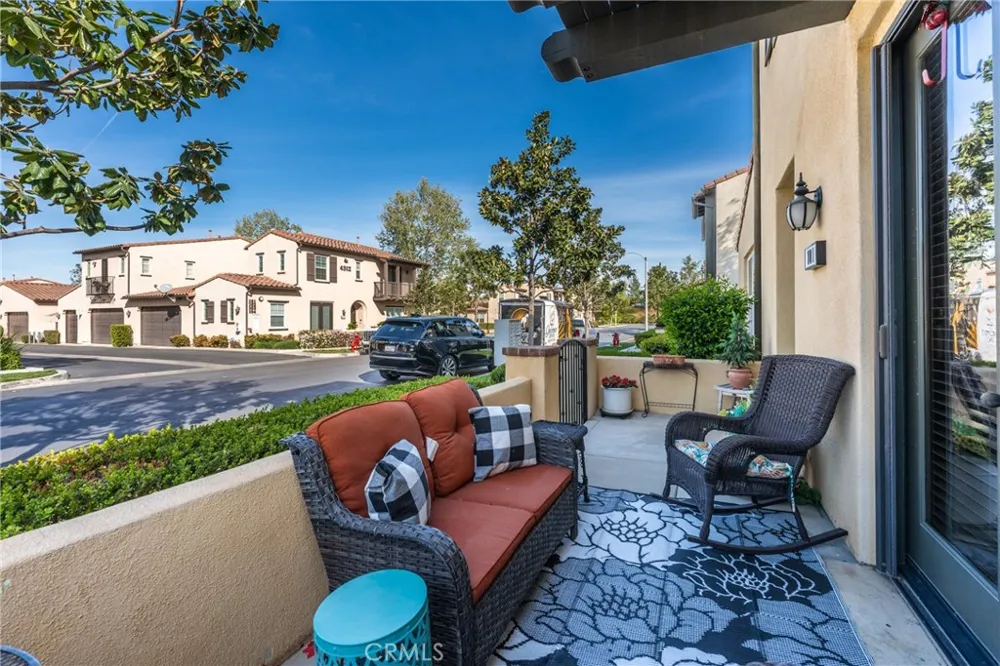 4317 Junction #101 Corona, CA 92883