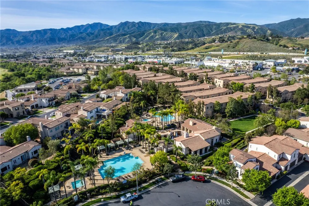 4317 Junction #101 Corona, CA 92883