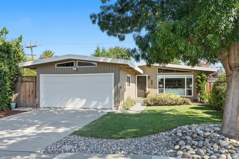 321 Anna Avenue Mountain View, CA 94043