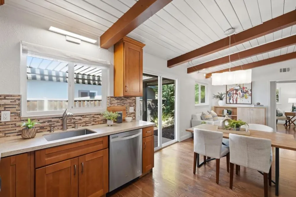 321 Anna Avenue Mountain View, CA 94043