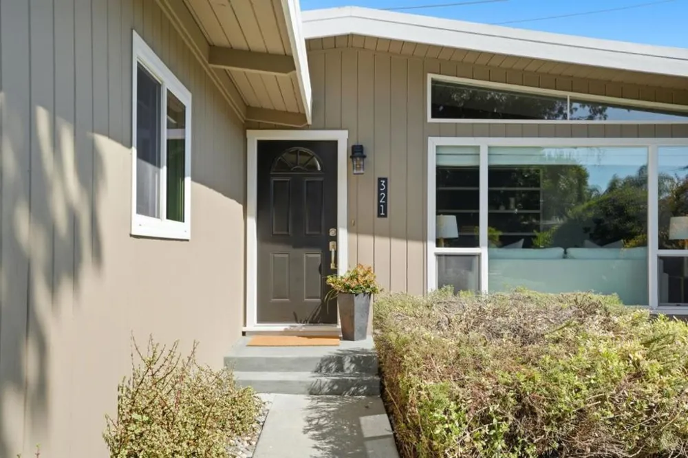 321 Anna Avenue Mountain View, CA 94043