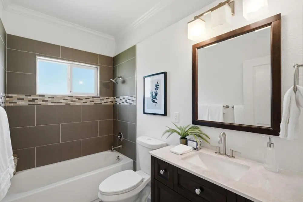 321 Anna Avenue Mountain View, CA 94043