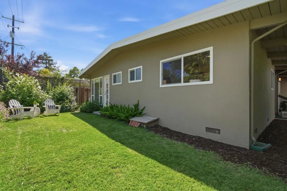 321 Anna Avenue Mountain View, CA 94043