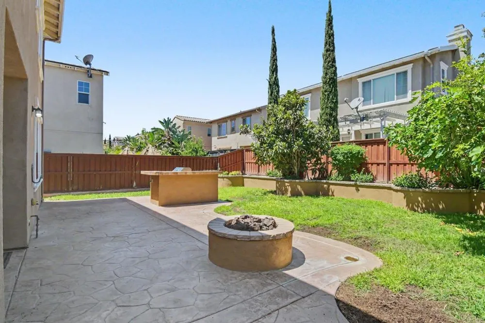 2327 Trellis St Chula Vista, CA 91915