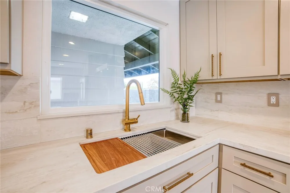 25112 Northrup Drive Laguna Hills, CA 92653