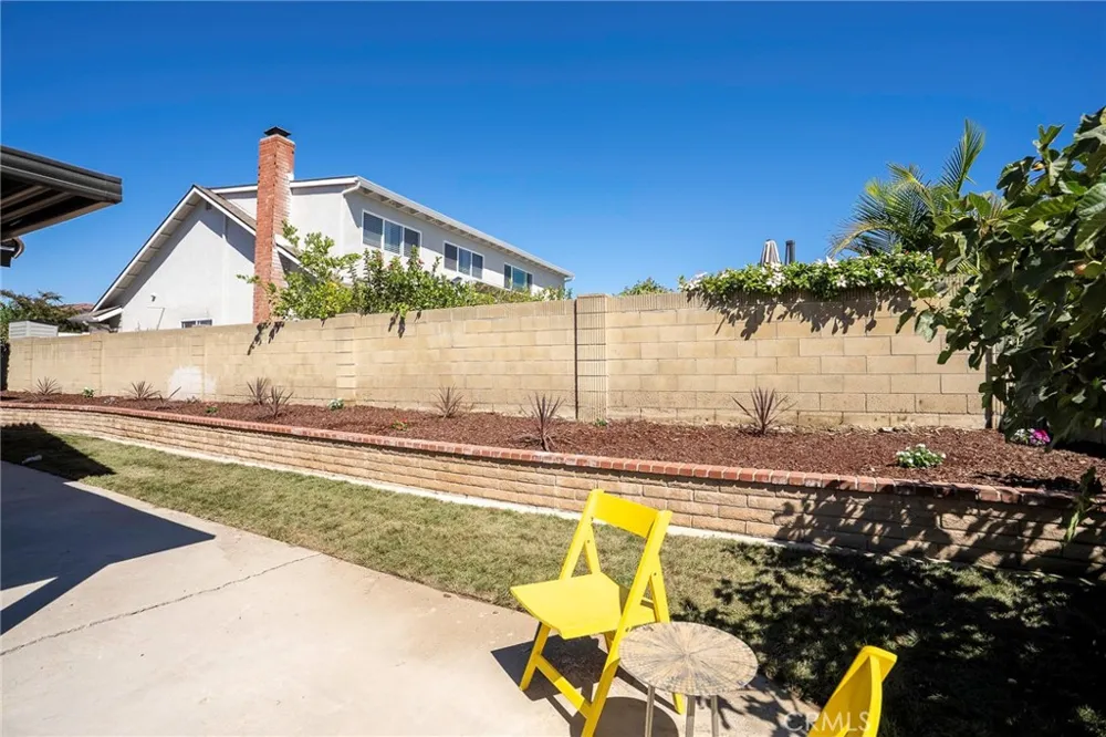 25112 Northrup Drive Laguna Hills, CA 92653