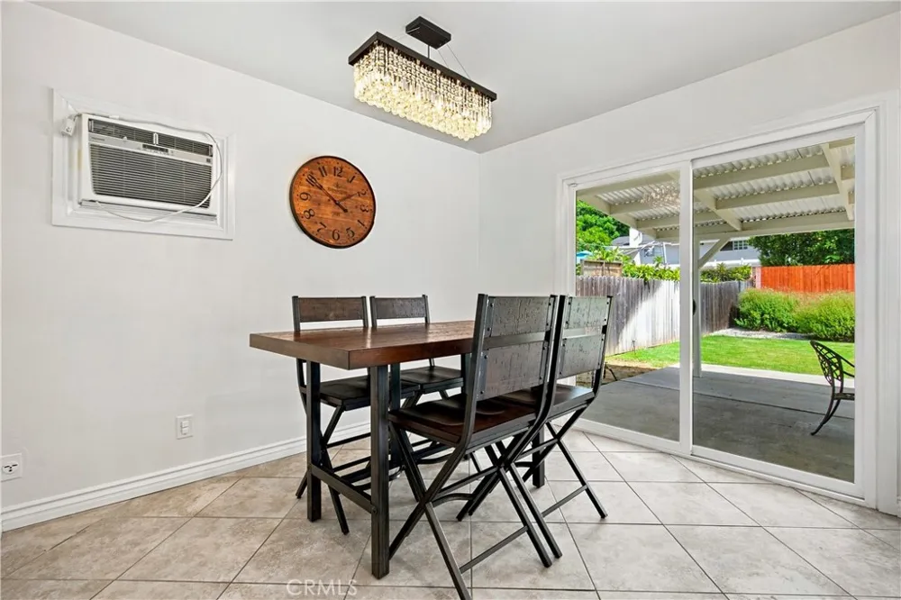 16451 Knapp St North Hills, CA 91343