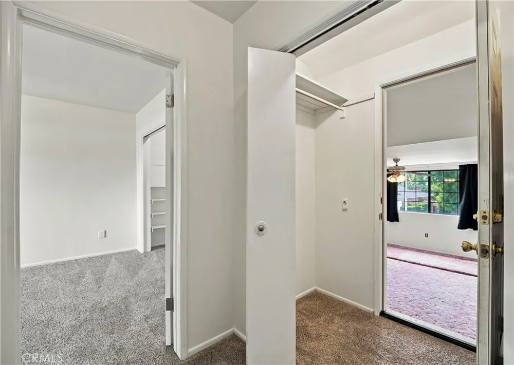 16451 Knapp St North Hills, CA 91343