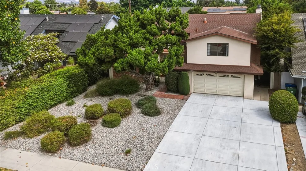 16451 Knapp St North Hills, CA 91343