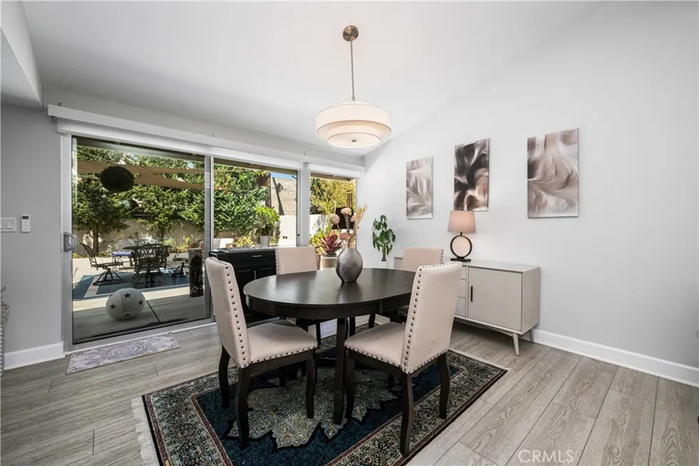 12391 Martha Ann Los Alamitos, CA 90720