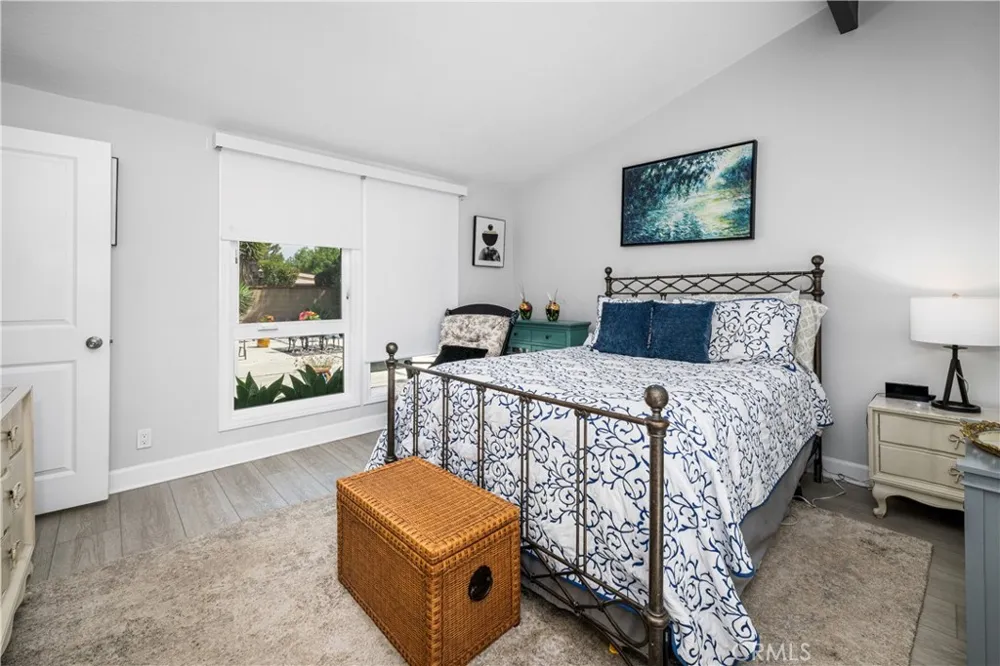 12391 Martha Ann Los Alamitos, CA 90720