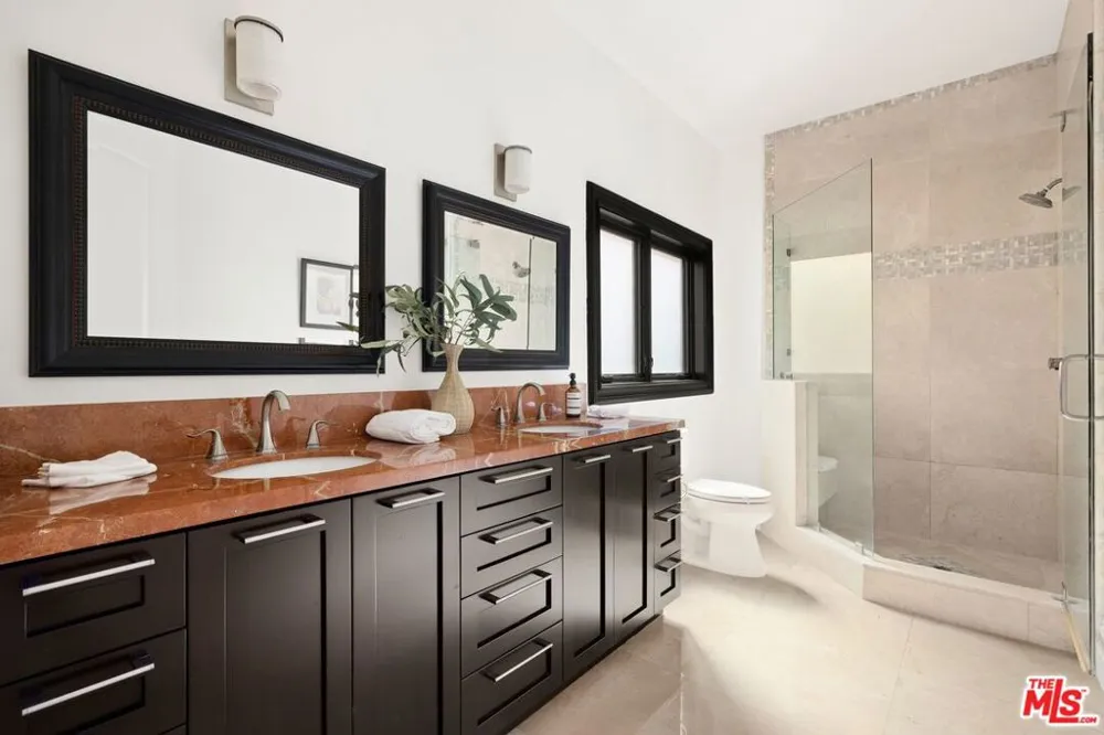 10669 Wellworth Avenue Los Angeles, CA 90024
