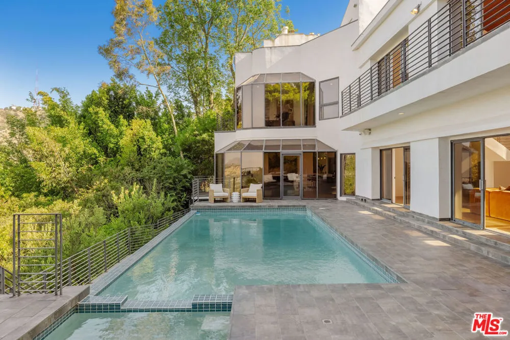 11955 Pinnacle Place Beverly Hills, CA 90210