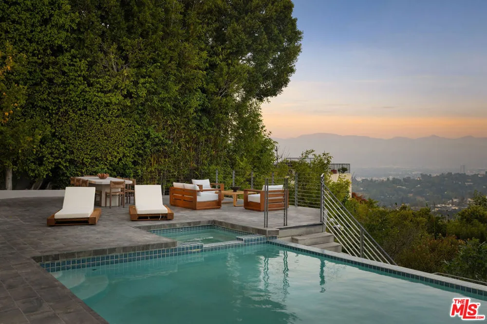 11955 Pinnacle Place Beverly Hills, CA 90210