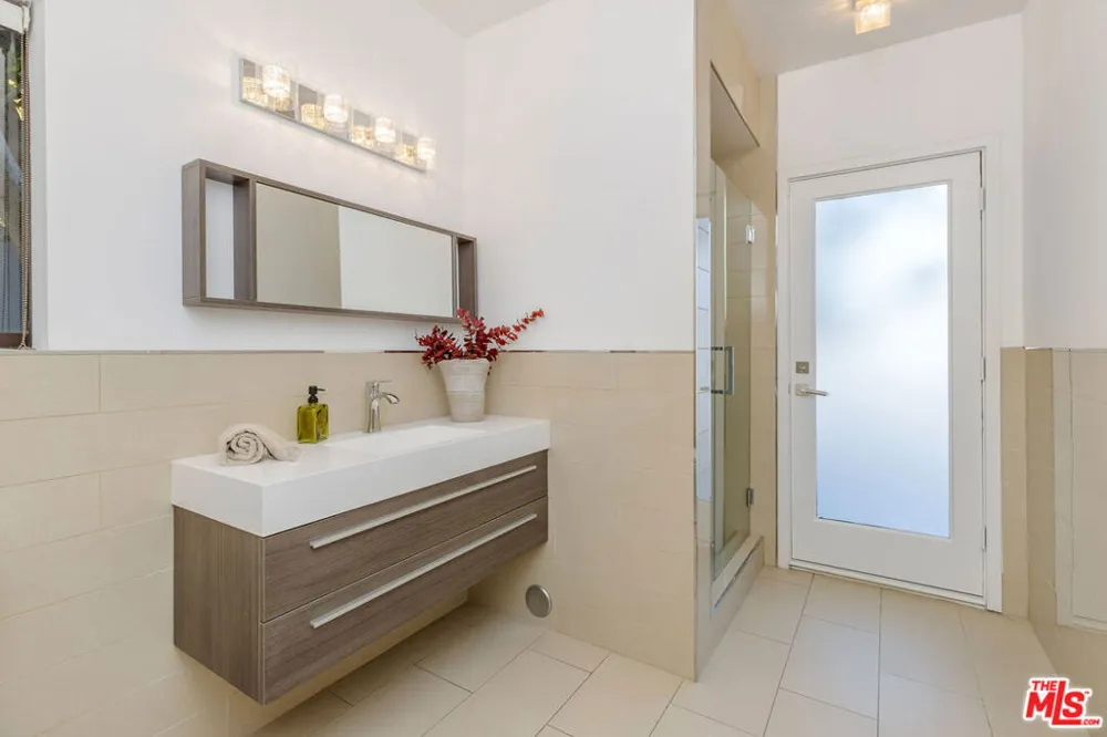 11955 Pinnacle Place Beverly Hills, CA 90210