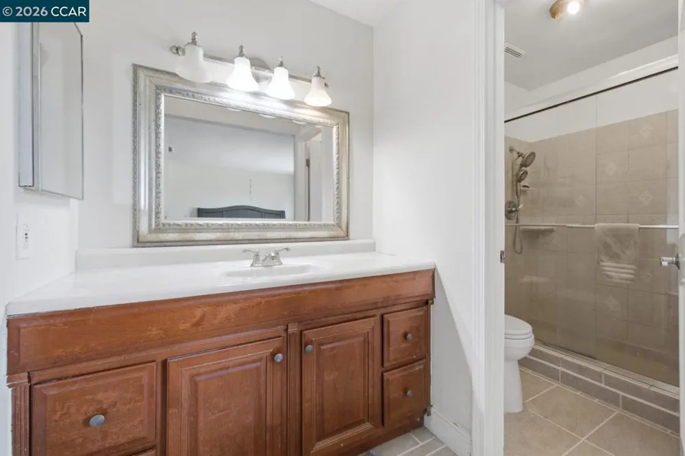 15 Plumas Ct Bay Point, CA 94565