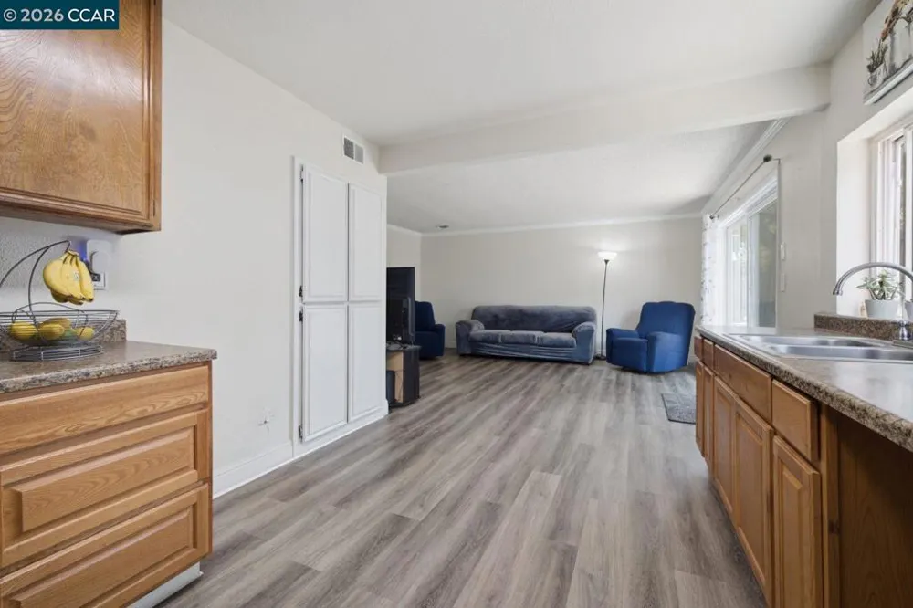 15 Plumas Ct Bay Point, CA 94565