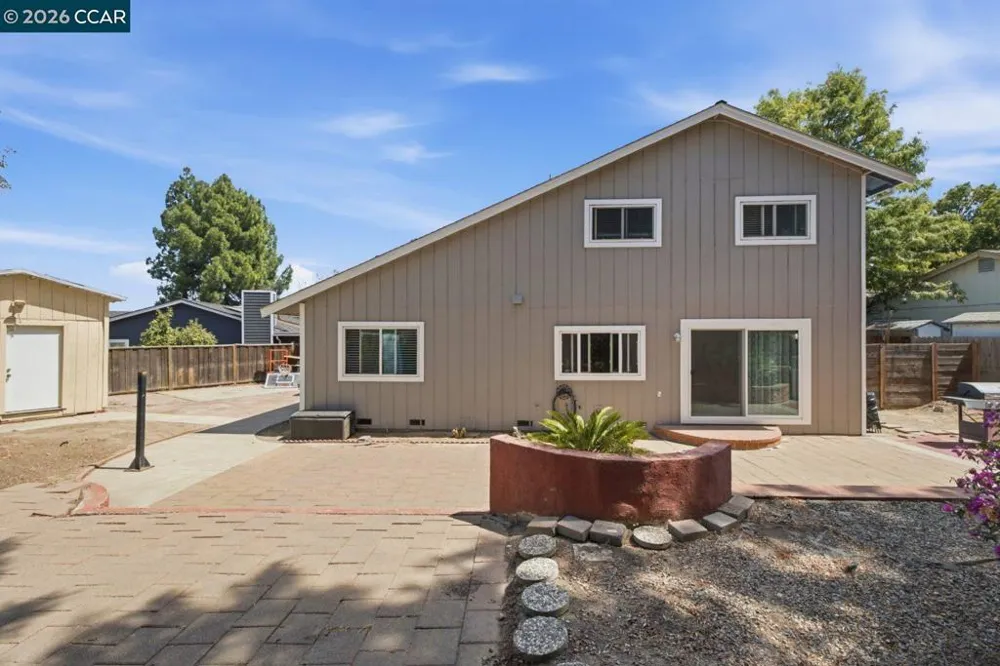 15 Plumas Ct Bay Point, CA 94565