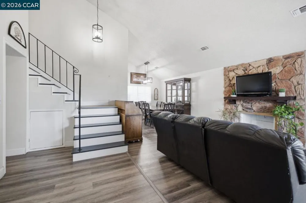 15 Plumas Ct Bay Point, CA 94565